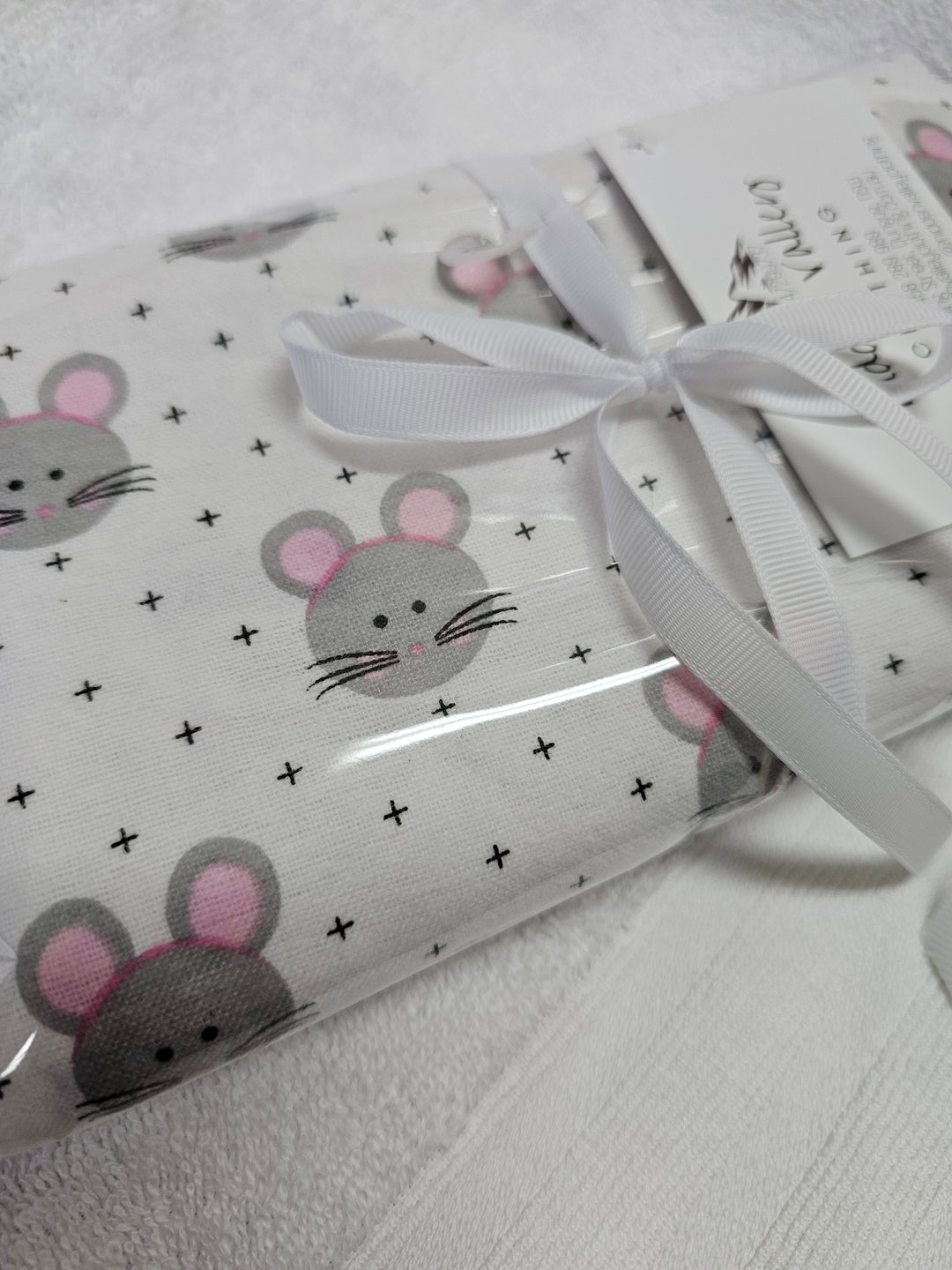 1431761 Flannelette Blanket | White/Grey
