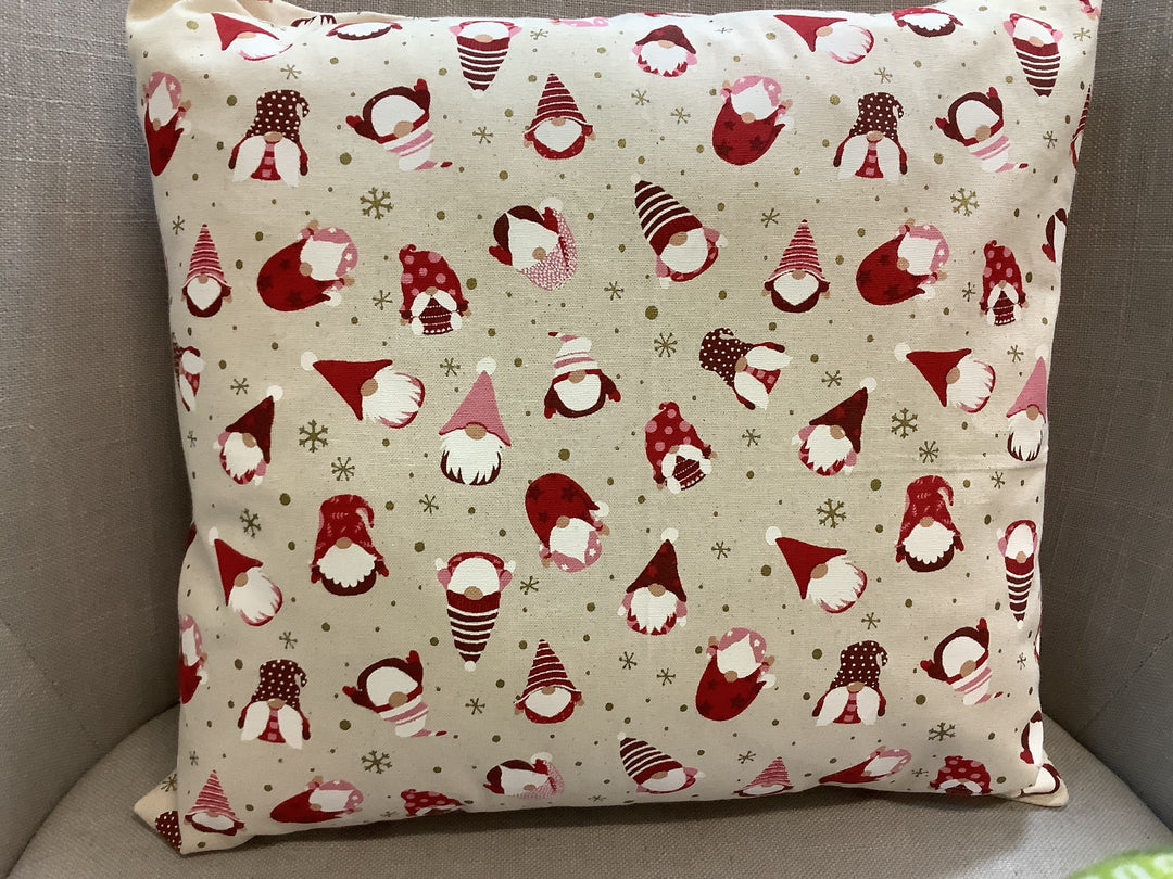 1431983 Christmas Cushion