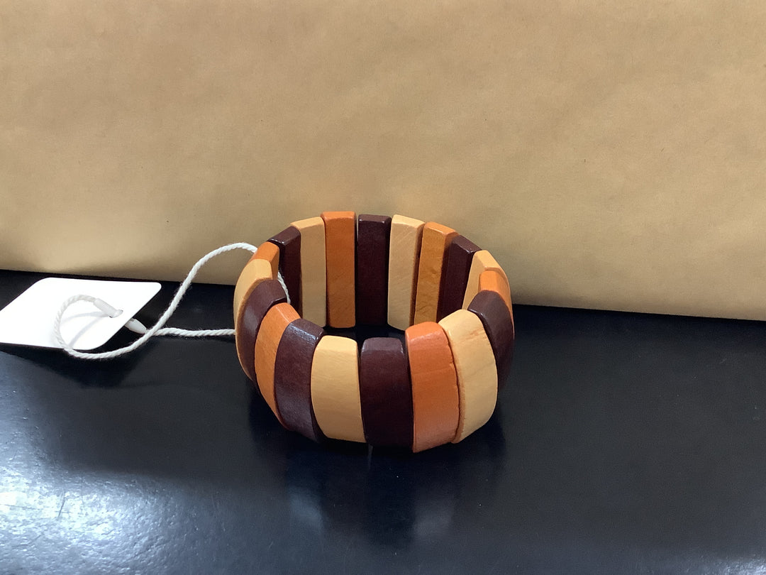 1431783 Beaded Bracelet