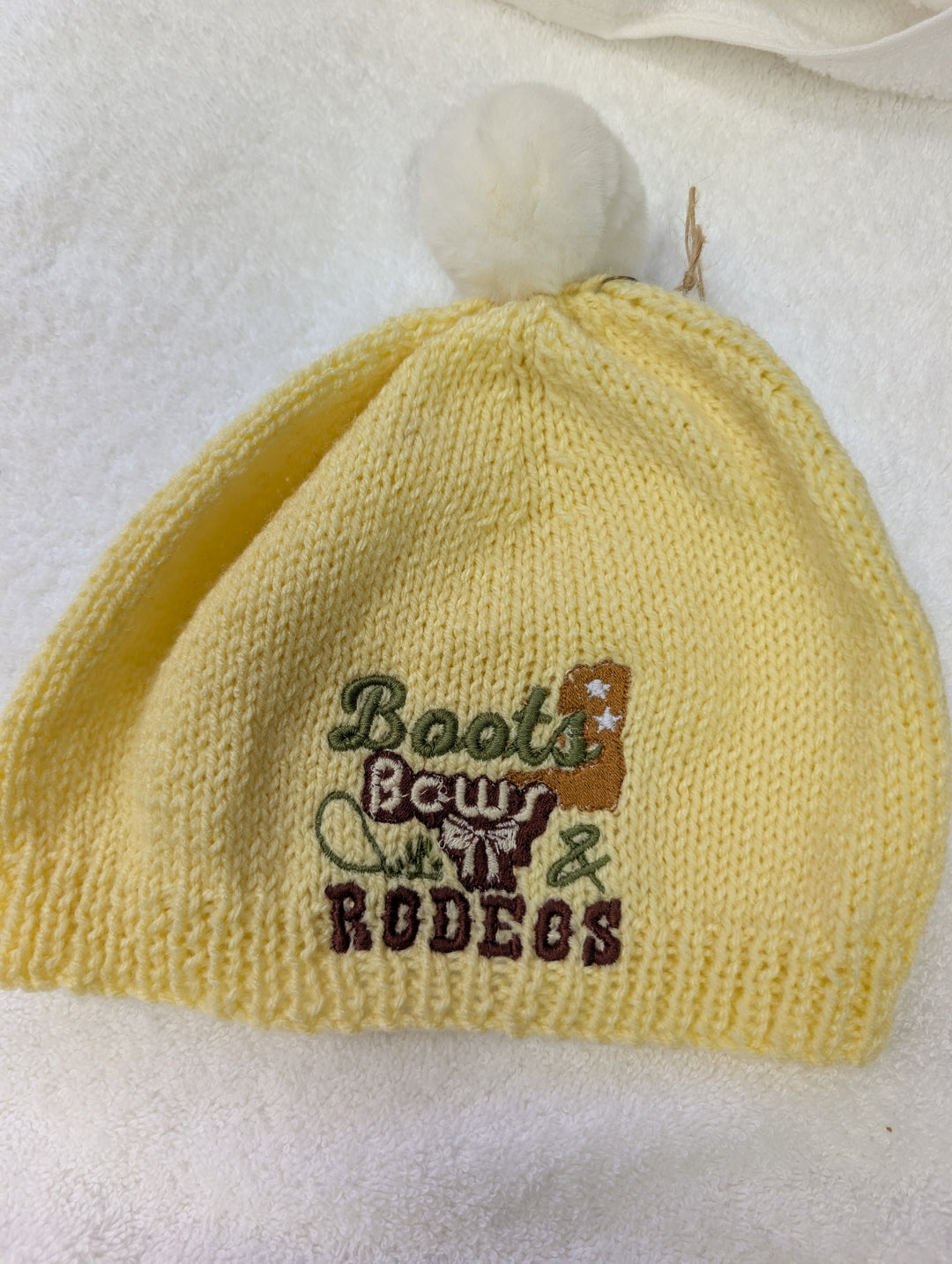 1431904 Boots, Bows and Rodeos Beanie