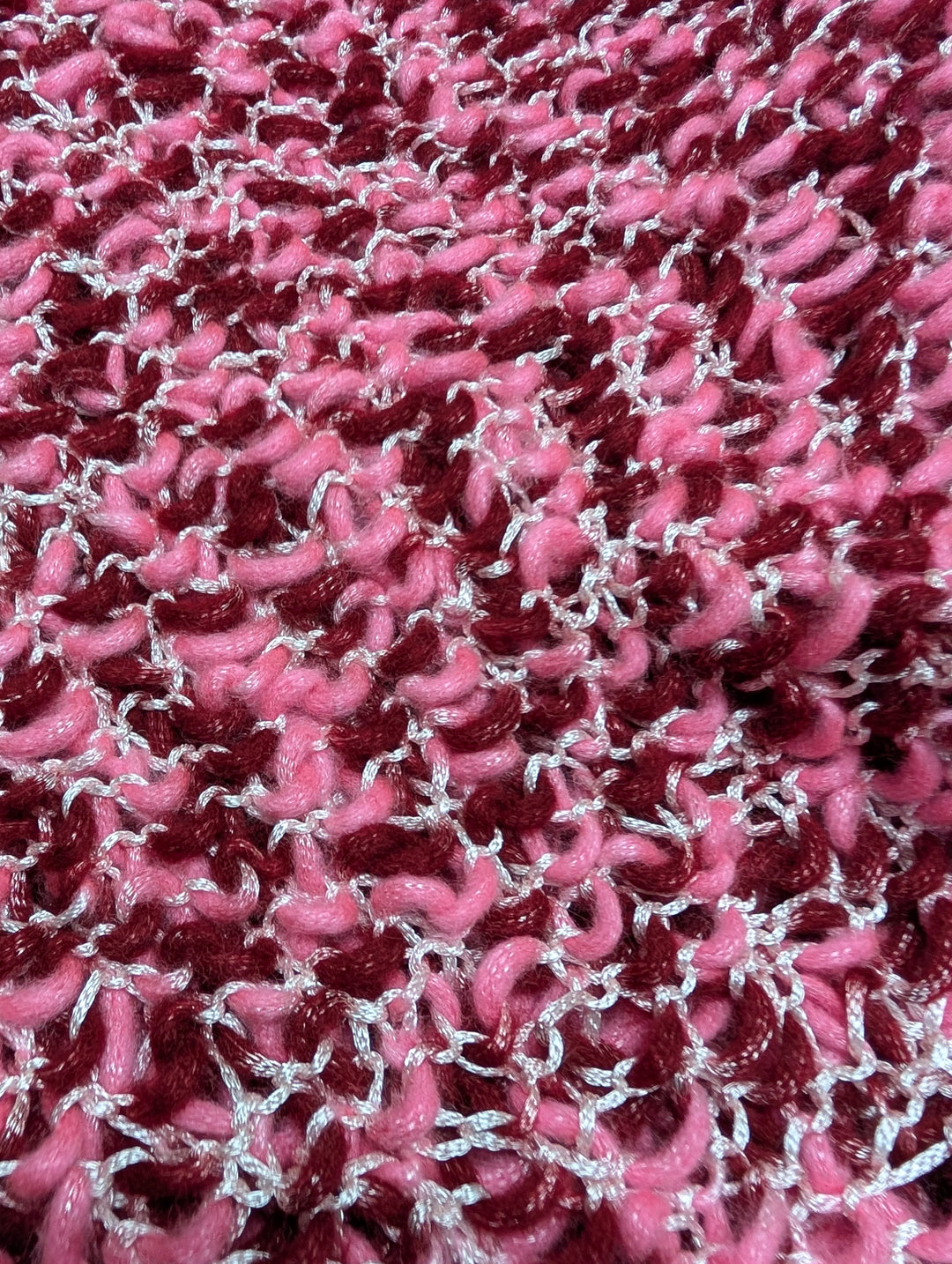 1431921 Strawberry Marshmellow Blanket