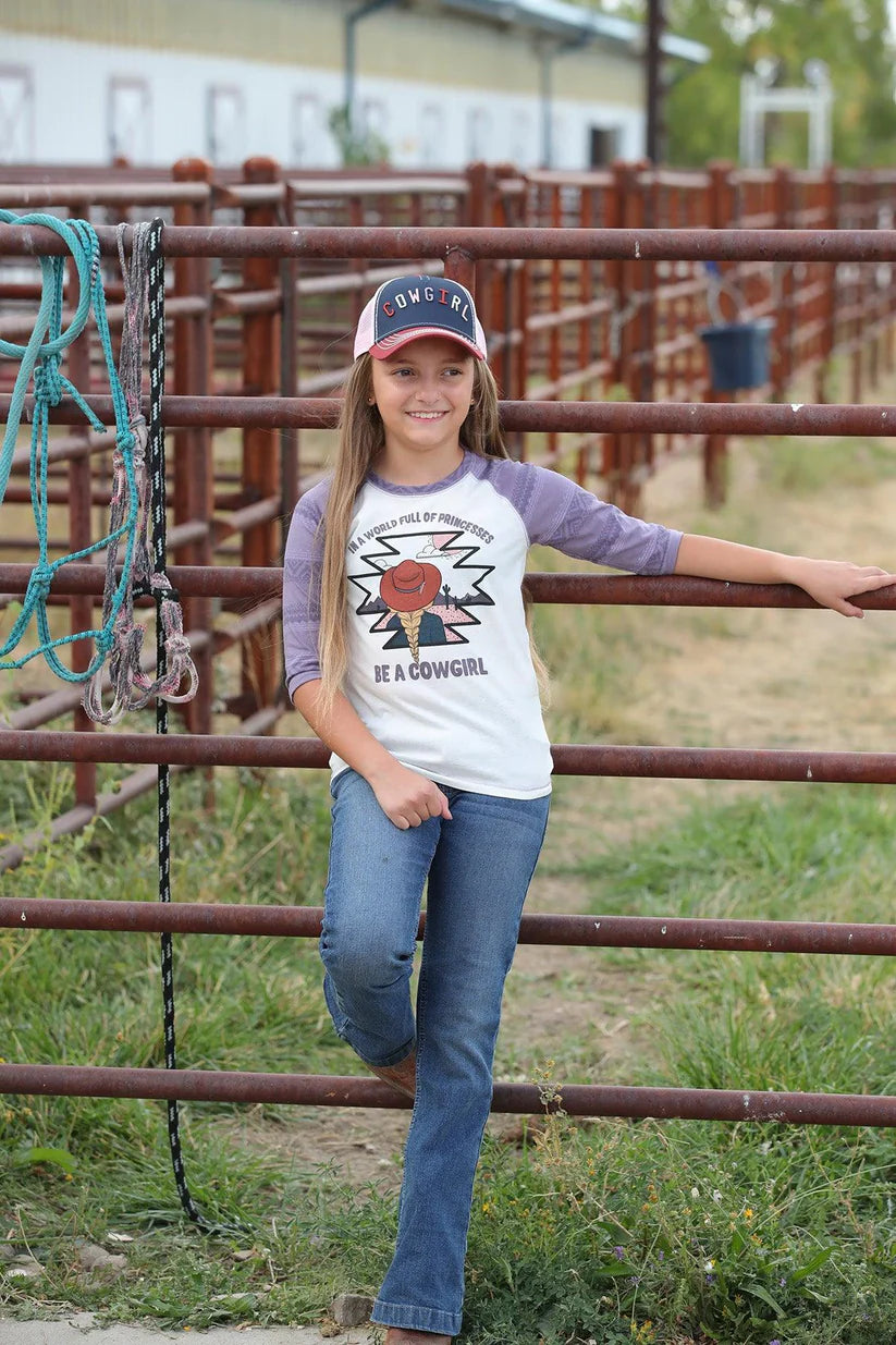 CTK35330028 Cinch girl 3/4 Sleeve Raglan graphic tee | White/purple