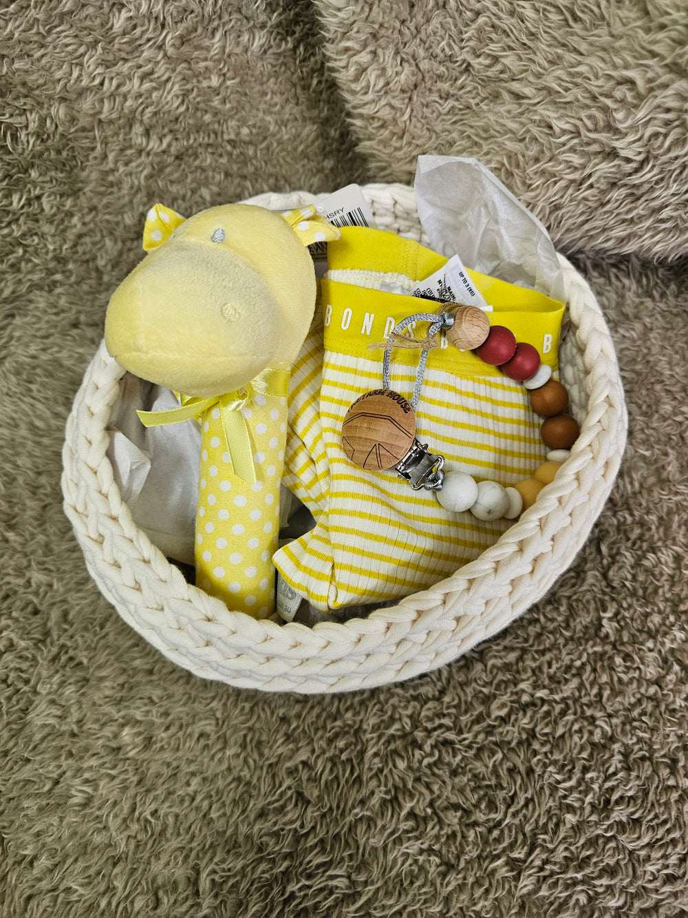 1431666 Gift Basket | Mustard