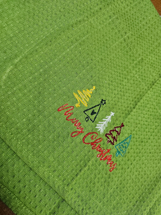 1431868  Christmas Tea Towel Range
