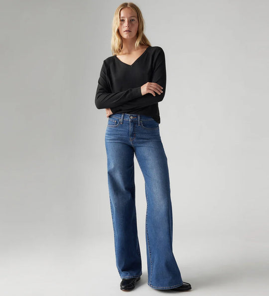 Levi's® Women's 318 Shaping Wide Leg Jeans