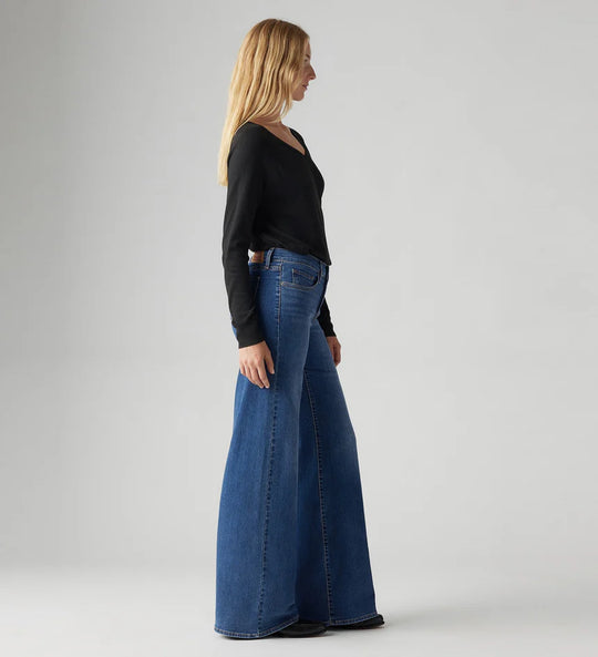 Levi's® Women's 318 Shaping Wide Leg Jeans