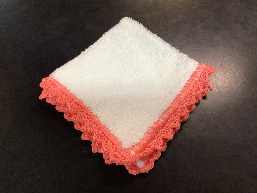 1431453 Crocheted Edge Face Washer