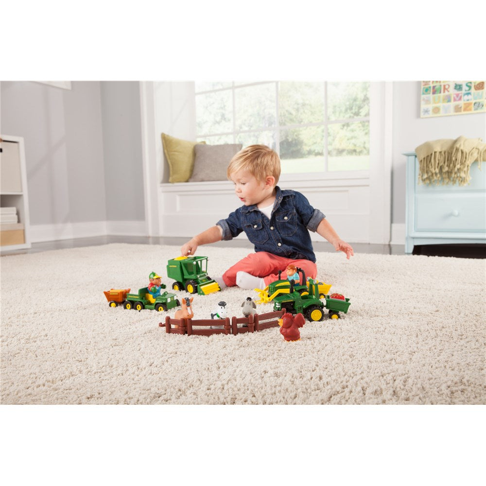 TBEK34984 Fun on the Farm Playset (20 Pce) (12m+)