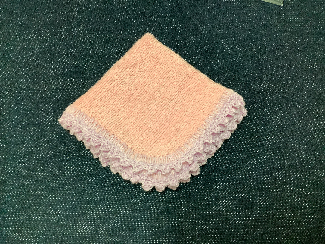 1432051 HVC  Baby Washer Hand Crochet Edge