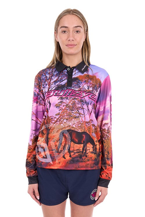B6S2502598 Womens Grazing Horse Long Sleeve Tee