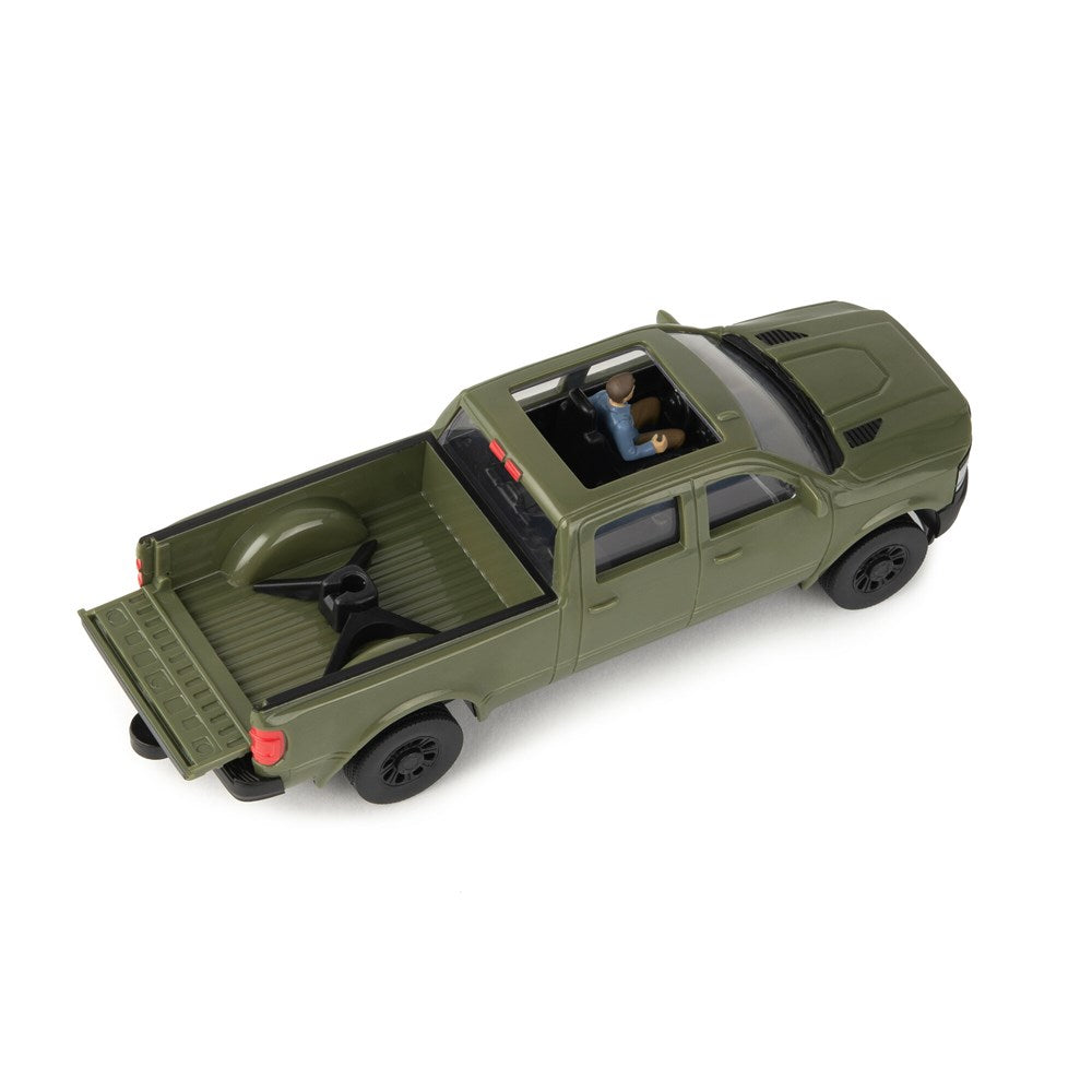 47599 1:32 Horse Trailer Set