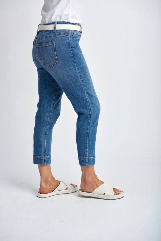 W25-5252  Denim Cropped Jean Light Blue