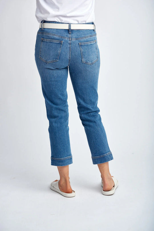 W25-5252  Denim Cropped Jean Light Blue