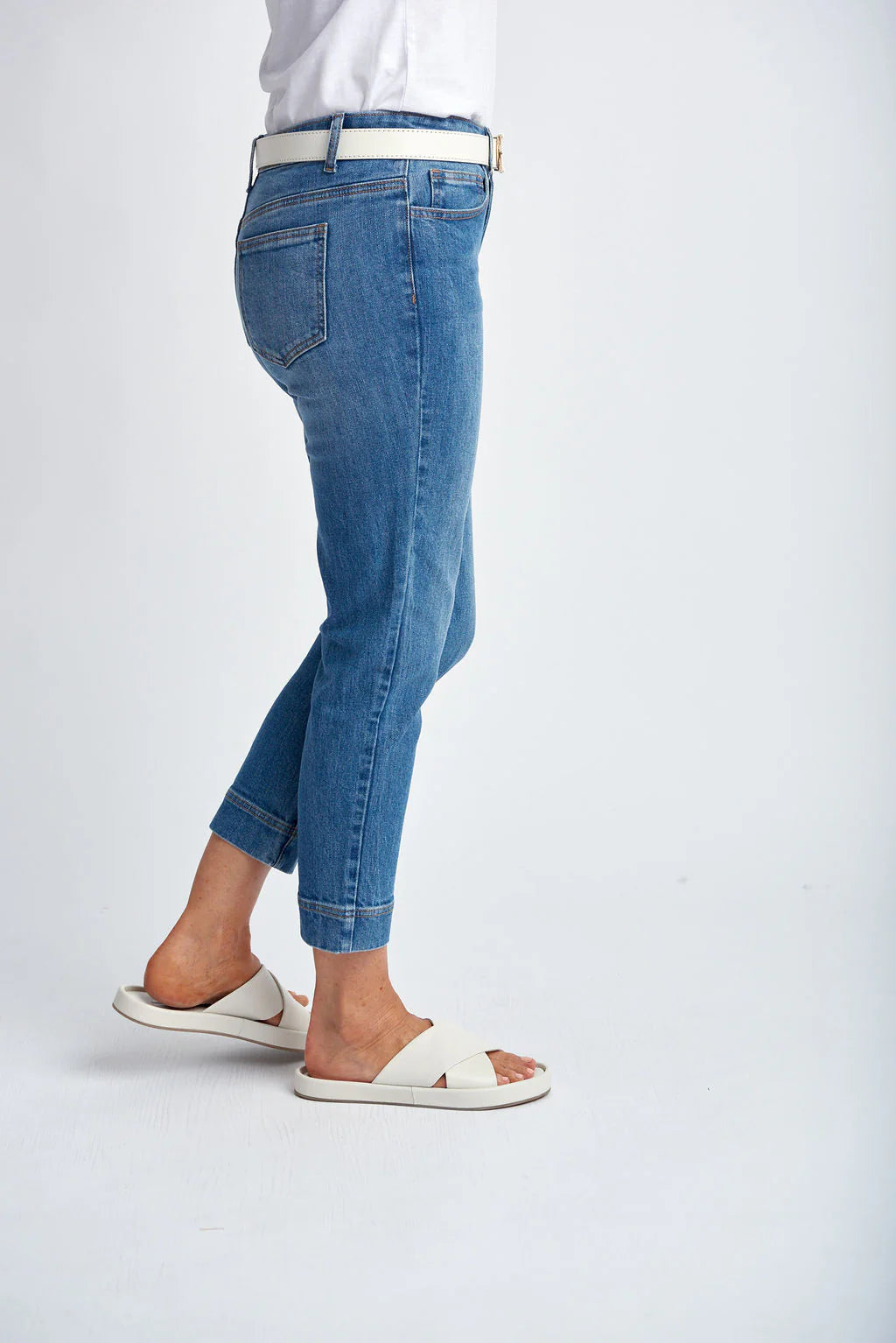 W25-5252  Denim Cropped Jean Light Blue