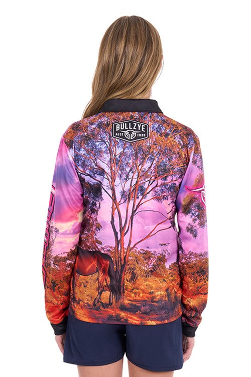 B6S2502598 Womens Grazing Horse Long Sleeve Tee