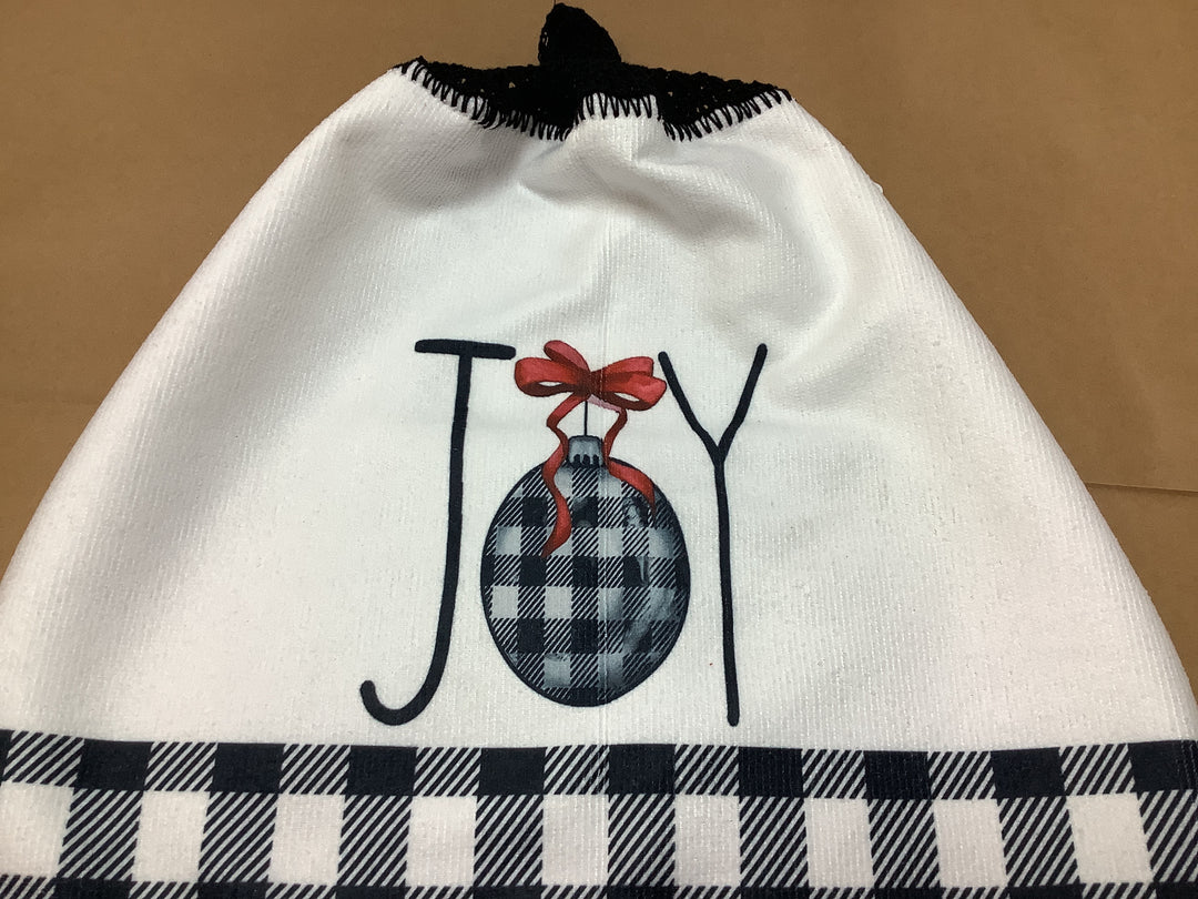 1431601  Christmas Crocheted Hand  Towel Topper