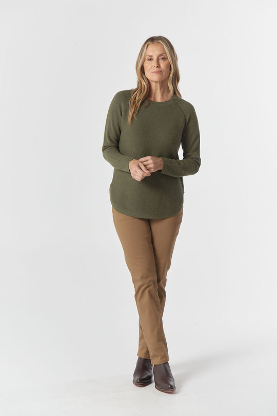 8158M-W26 Crew Neck Raglan Jumper | Covert Green