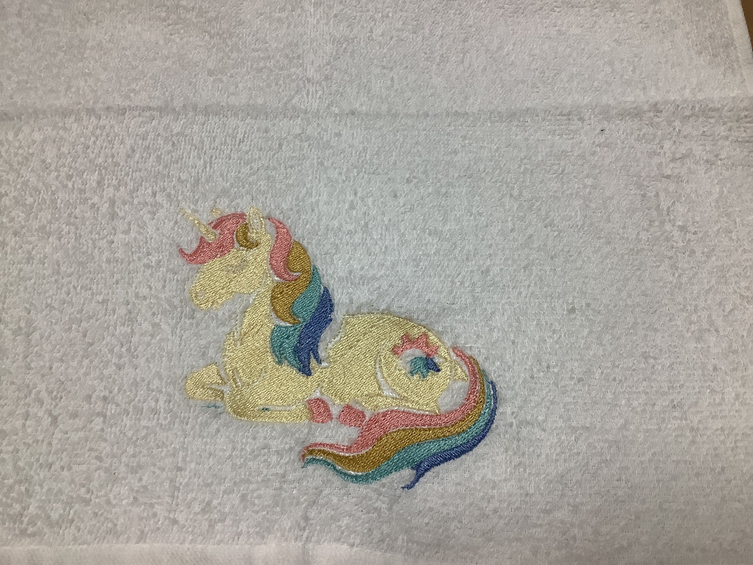 1431965 Embroidered Hand Towel