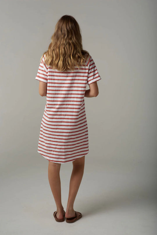 C1625-26-S25 Strip Raglan Dress Cloth+Paper+Scissors