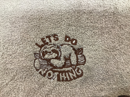 1431965 Embroidered Hand Towel
