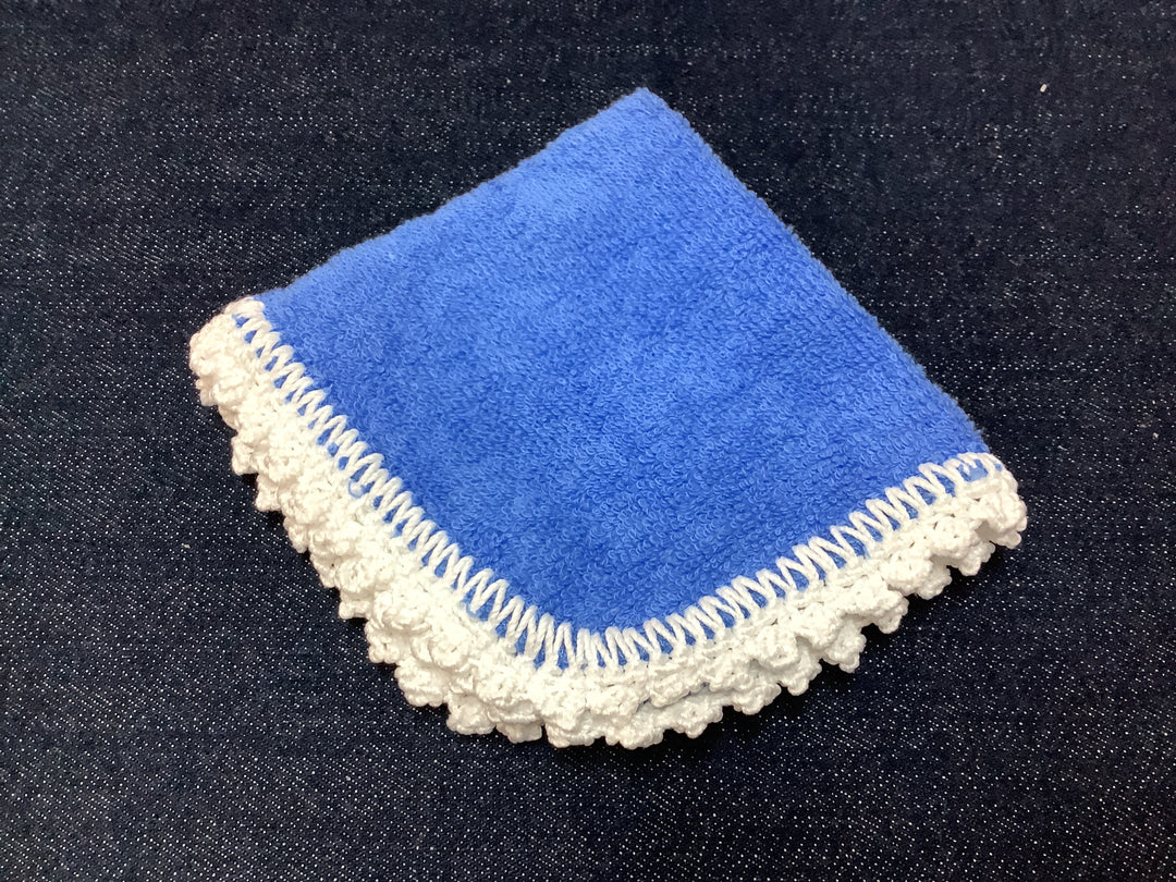 1432051 HVC  Baby Washer Hand Crochet Edge