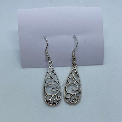 Ladies Assorted earrings