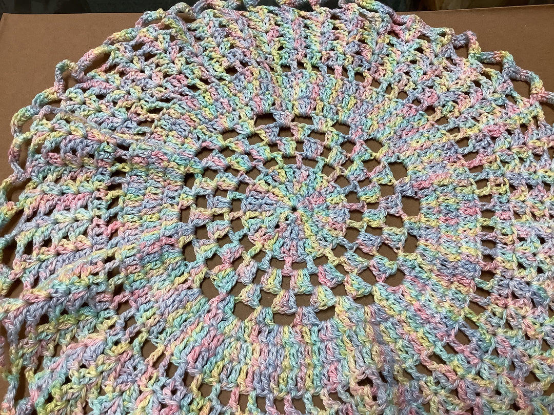 1431570 HVC Hand Crochet Medium Doily Range