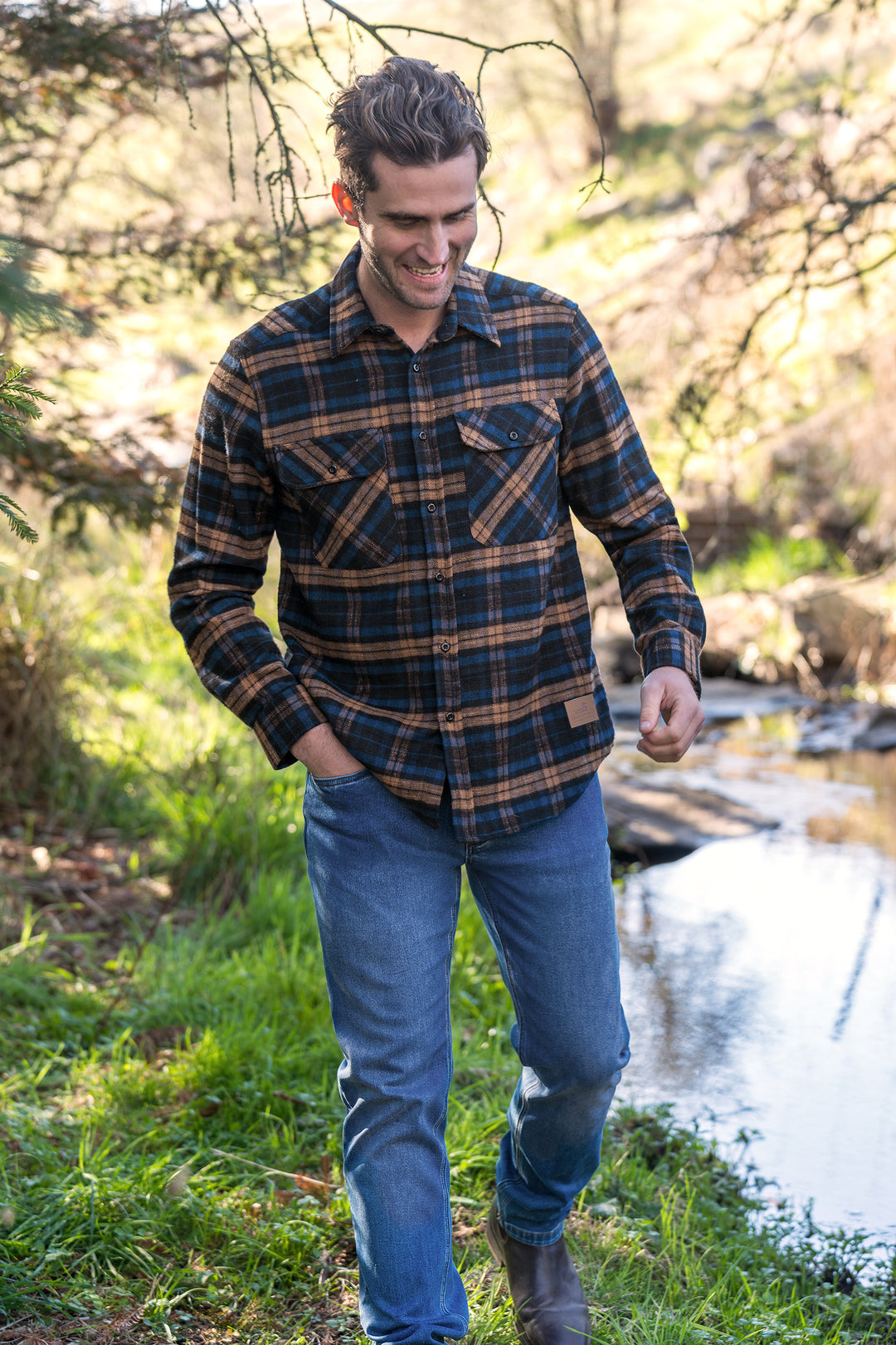 D6W1116206 Mens Hunter Thrml LS Shirt | Navy/Dark Tan