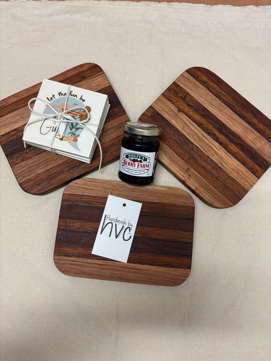 1432187 HVC Hardwood Trivet