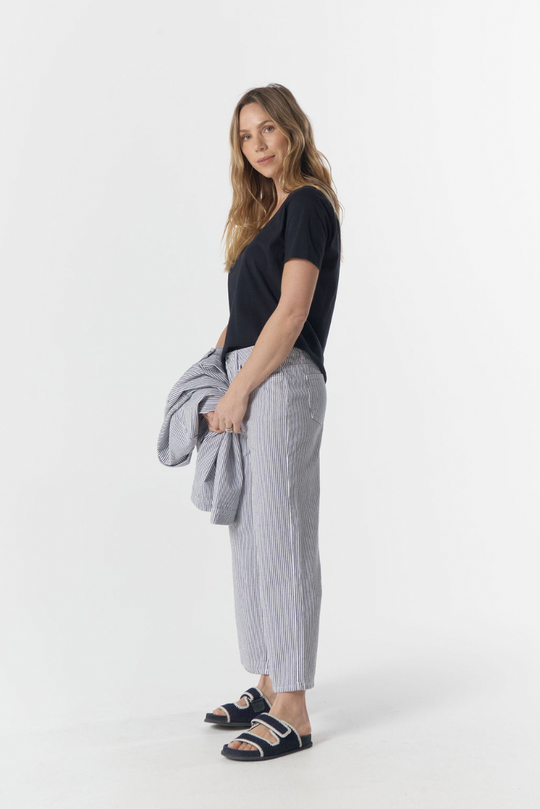 5287 Knee Length Stripe Shorts