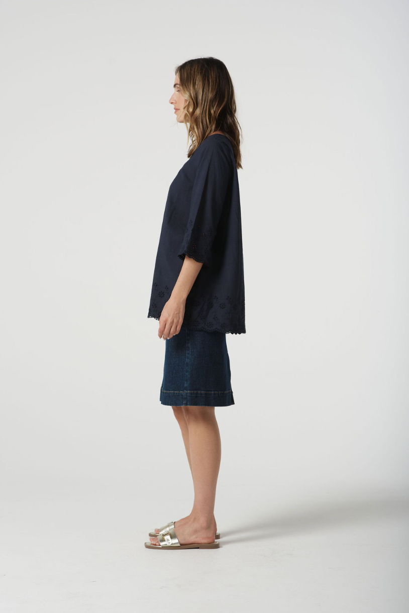 4445-S25 Trapeze Top Dark Navy