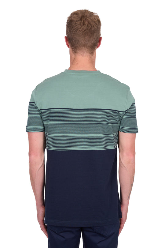 T5S1516010 Mens Jason 1PKT SS Tee | Navy/Sage