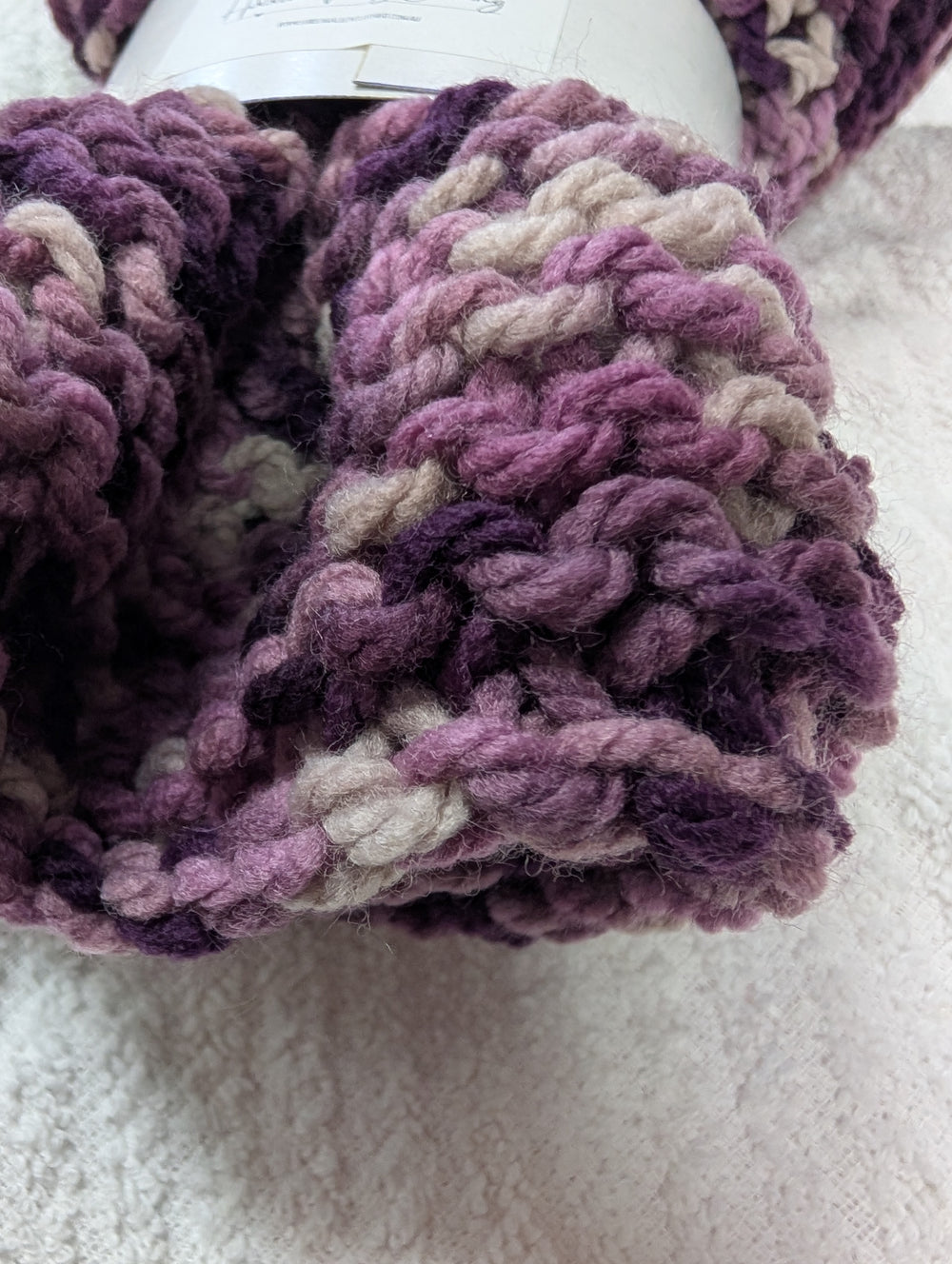 1431975 Knitted Purple Cowl