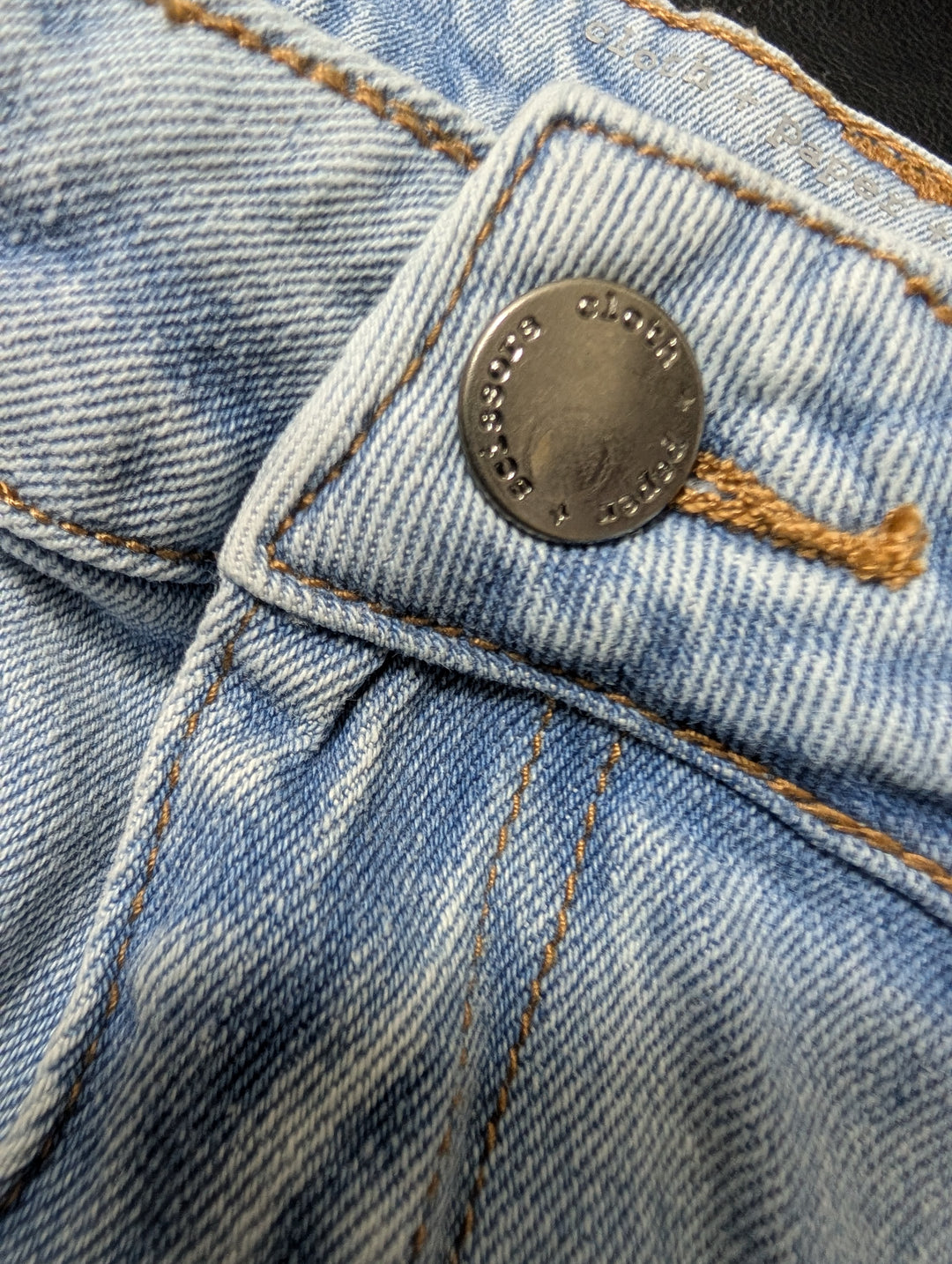 C1555S25 Cloth + Paper + Scissors Wide Leg Seam Jean