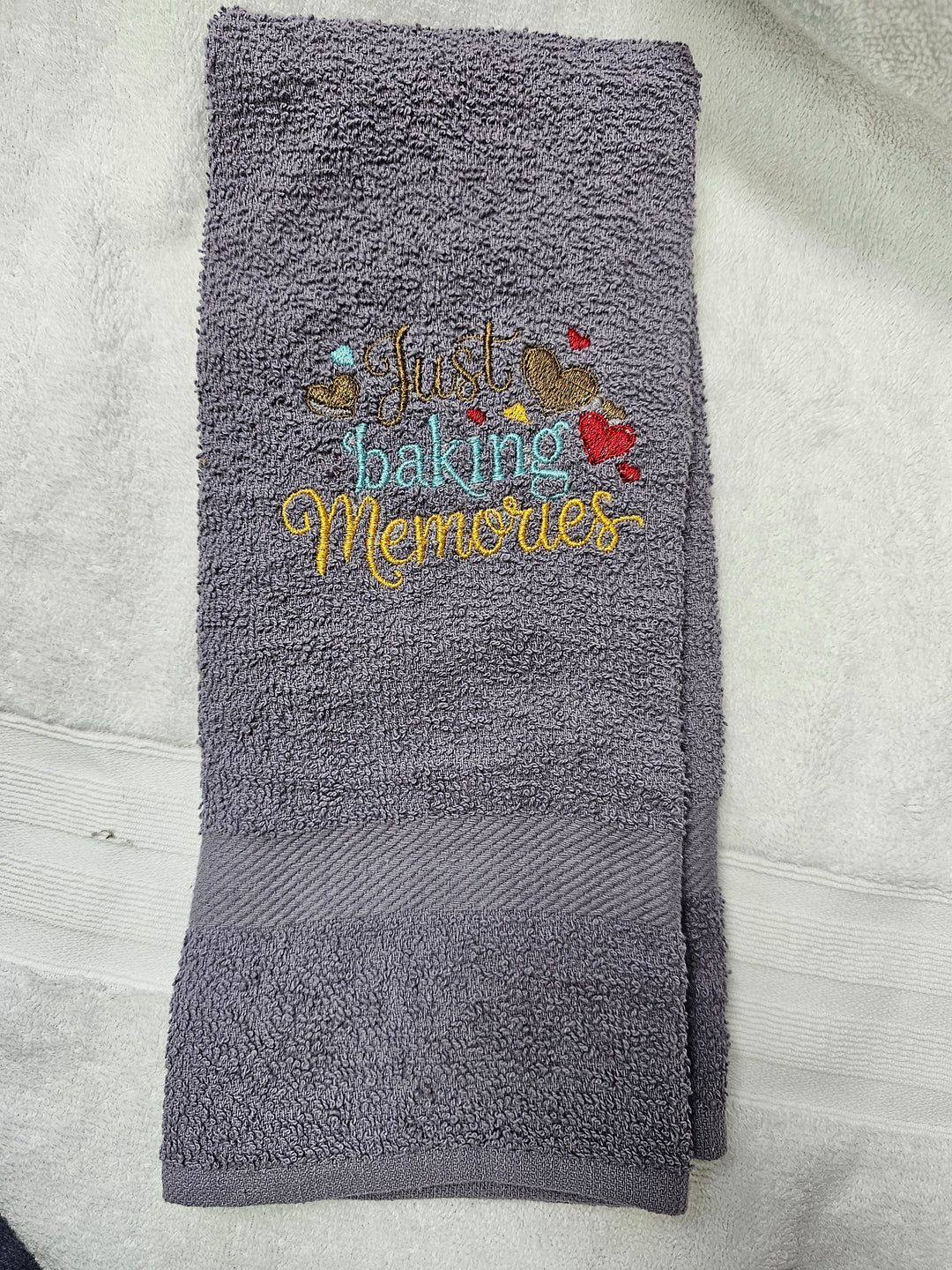 1431965 Embroidered Hand Towel
