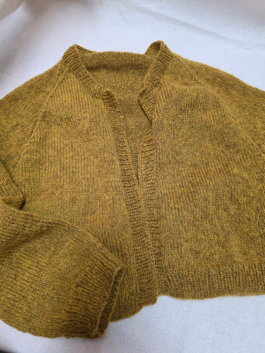 1432188 Wmns Abby Cries Cardigan |Mustard