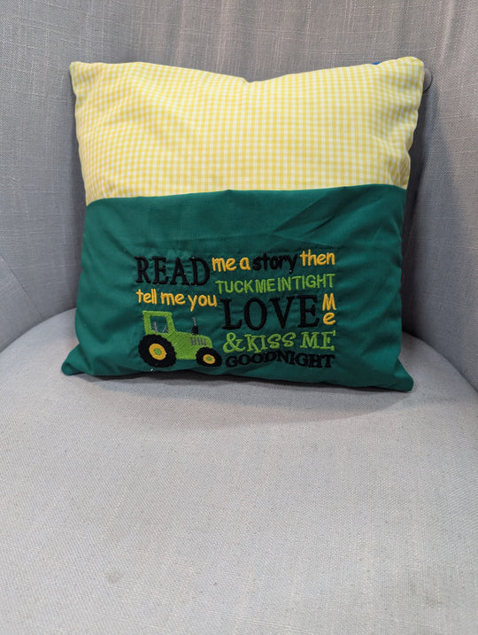 1431931 Read with me Cushion