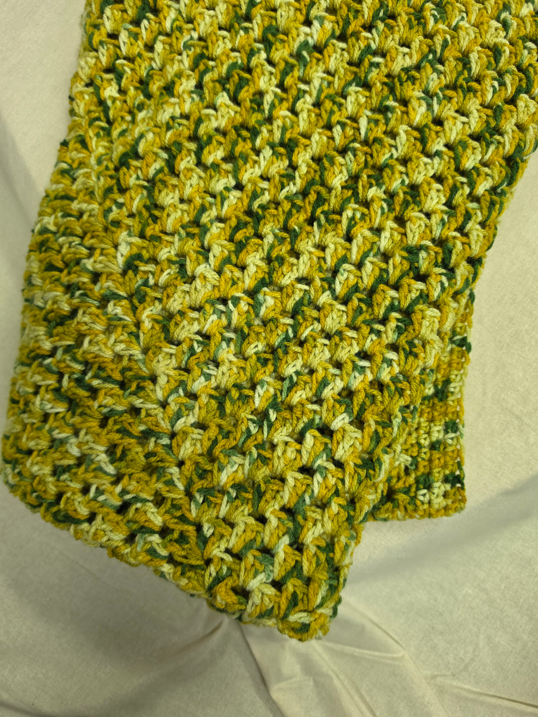1432171 HVC Crocheted Blanket | Golden Wattle